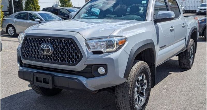 Gris Utilisé 2019 Toyota Tacoma Pick-up | 41 737 € (Prix juste) - Image 1/4