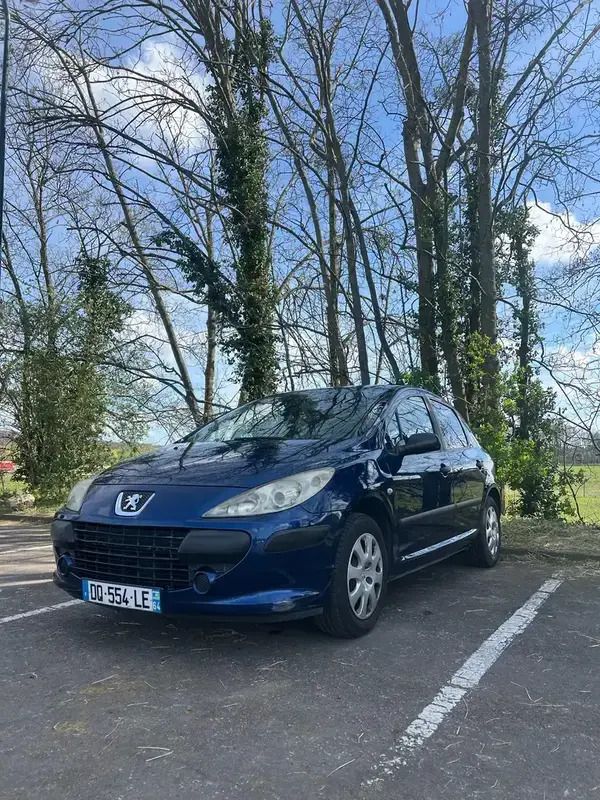 Utilisé 2006 Peugeot 307 Berline | 3 000 € (Prix juste) - Image 1/4