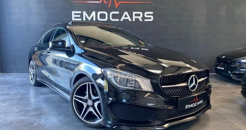 Noir Utilisé 2014 Mercedes CLA220 AMG Berline | 14 990 € - Image 1/4