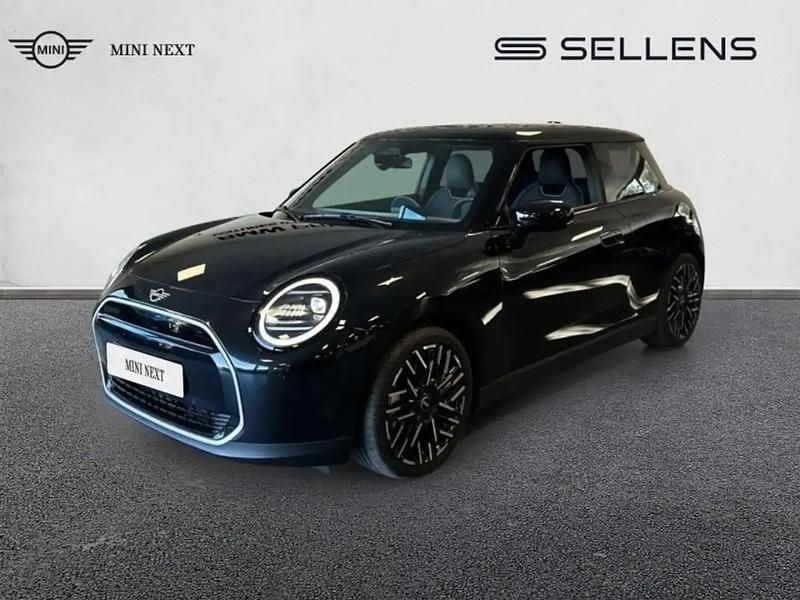 Noir Utilisé 2024 Mini Cooper Favoured Citadine | 30 880 € (Prix cher) - Image 1/4