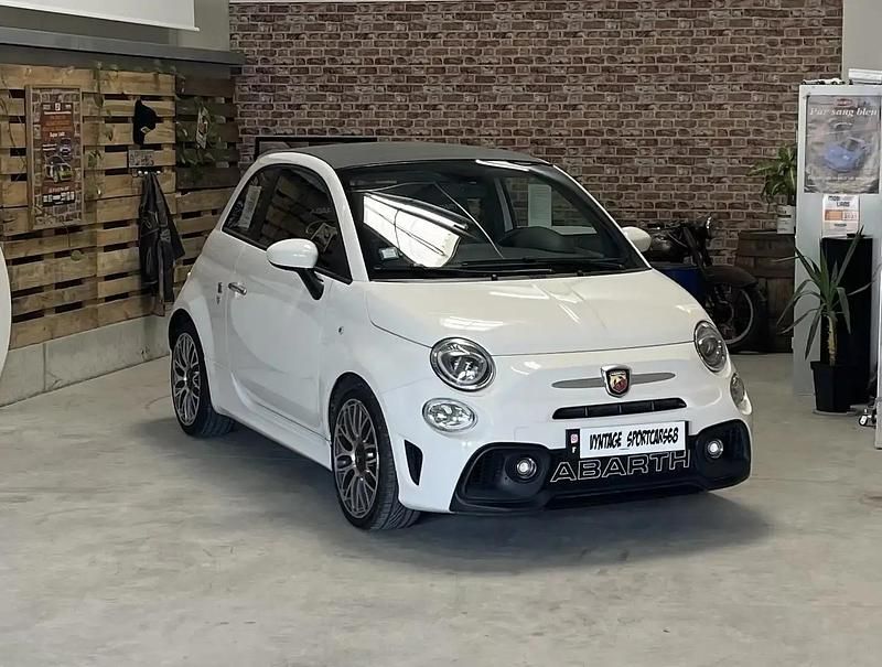 Utilisé 2018 Abarth 595C Cabriolet | 15 800 € (Prix juste) - Image 1/4
