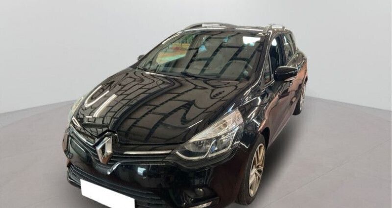 Utilisé 2019 Renault Clio GrandTour Zen Break | 11 990 € (Prix juste) - Image 1/4