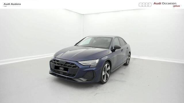 Bleu navarre métallisé Utilisé 2025 Audi A3 S-Line Berline | 47 900 € - Image 1/4