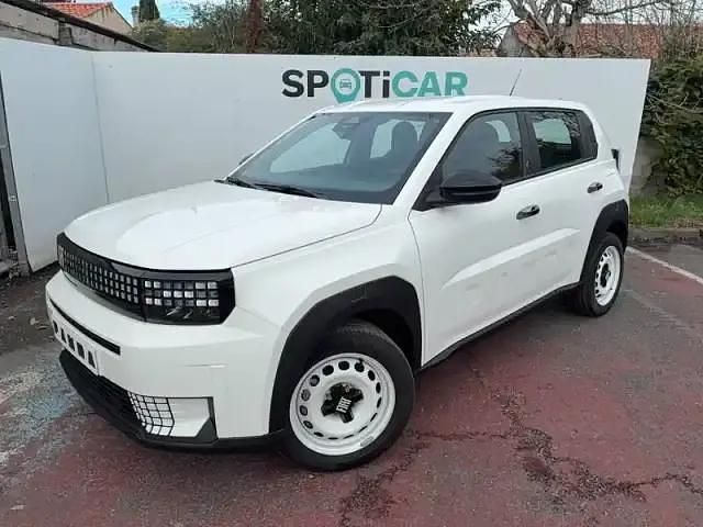 Blanc gelato Occasion 2025 Fiat Grande Panda Citadine | 22 900 € (Prix juste) - Image 1/4