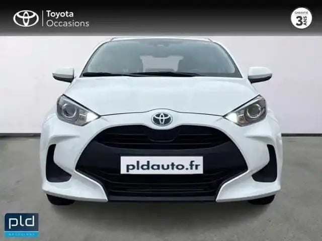 Occasion Toyota Yaris Hybrid 116 ch (85 kW) 2023 Blanc Berline