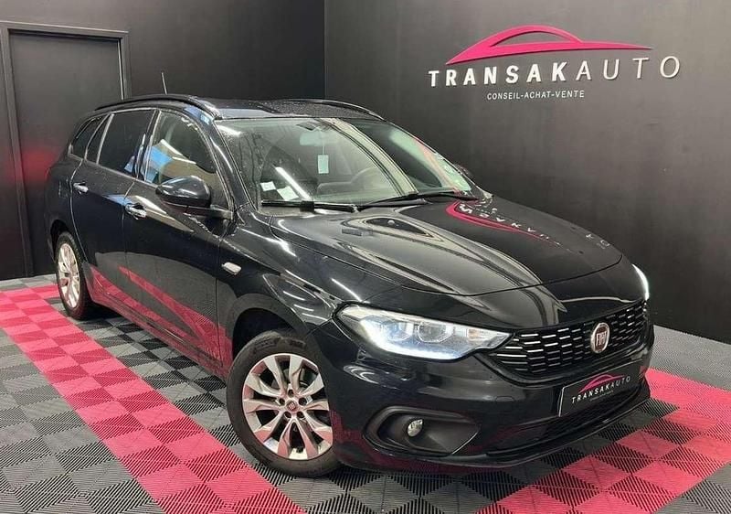Occasion Fiat Tipo Lounge 121 ch (88 kW) 2019 Noir Break