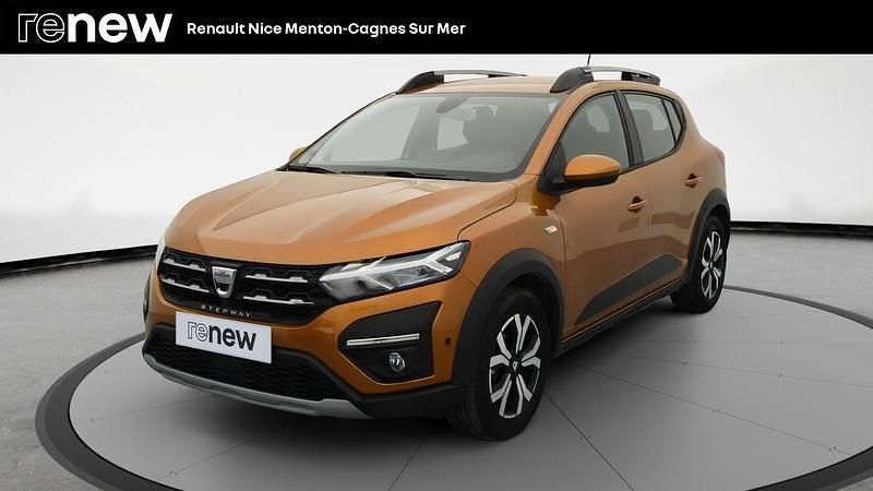 Orange Utilisé 2021 Dacia Sandero Comfort Citadine | 13 499 € (Prix juste) - Image 1/4