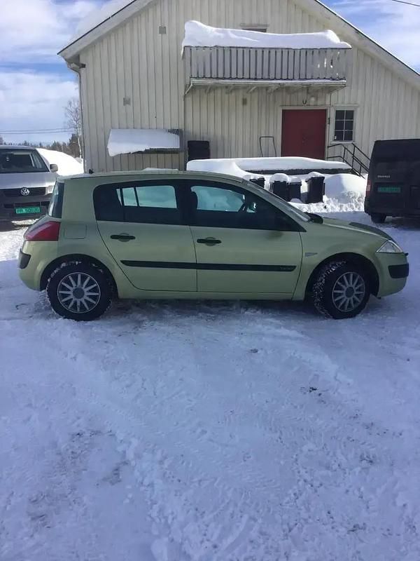 Occasion Renault Mégane II Authentique 98 ch (72 kW) 2003 Berline