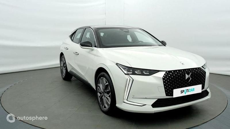 Occasion DS Automobiles DS4 Trocadero 180 ch (132 kW) 2022 Blanc Berline