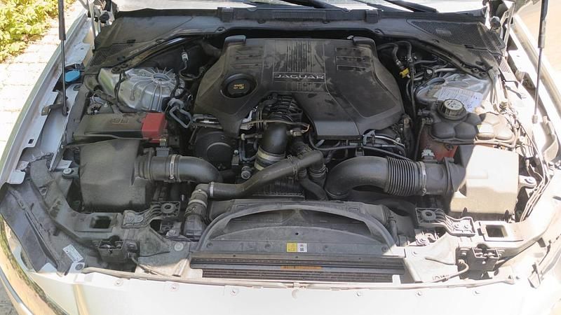 Image 3/3
