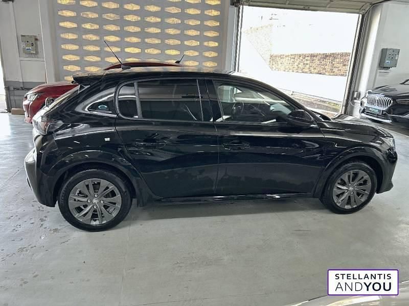Occasion Peugeot e-208 Allure 100 kW (136 ch) 2022 Noir Citadine