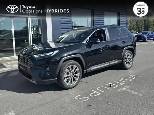 Noir Occasion 2024 Toyota RAV4 Hybrid Lounge SUV | 44 900 € (Prix assez cher) - Image 1/4