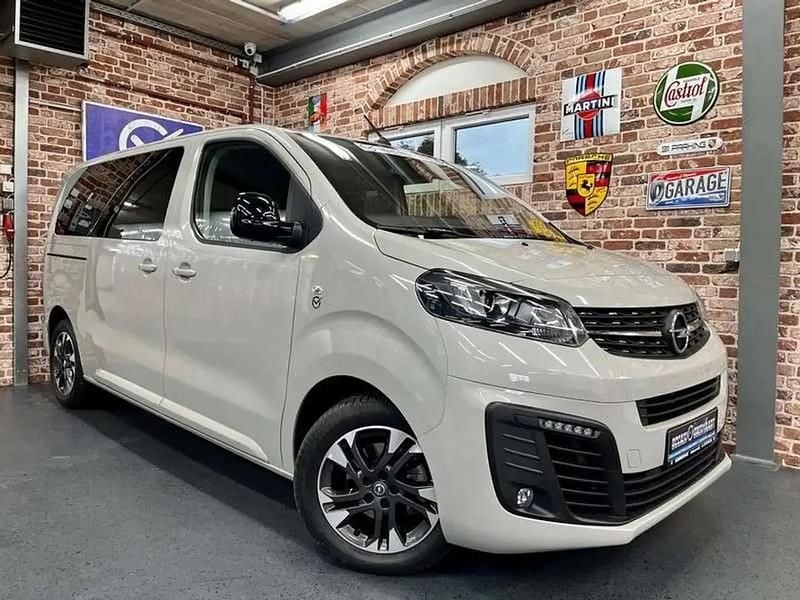 Gris Utilisé 2022 Opel Zafira Life Edition Van | 39 456 € (Prix juste) - Image 1/4