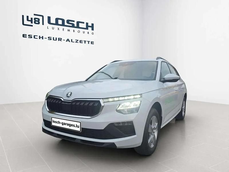 Blanc Occasion 2025 Skoda Kamiq Essence SUV | 26 358 € (Prix juste) - Image 1/4