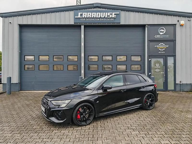 Noir Utilisé 2023 Audi RS3 Sport Citadine | 58 358 € - Image 1/4
