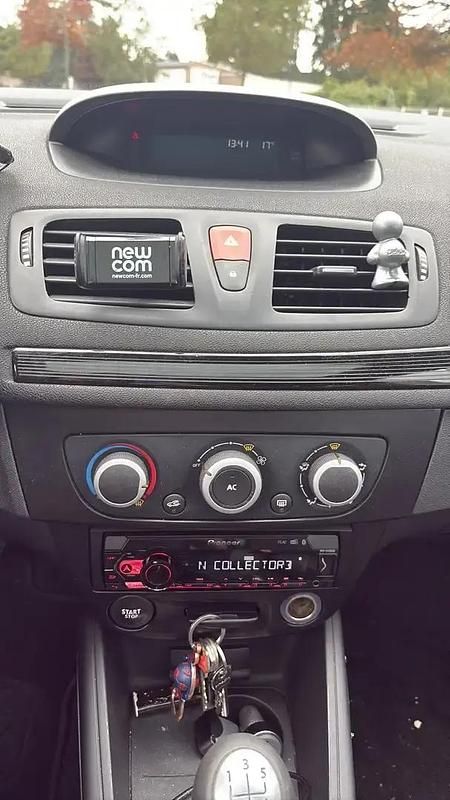 Image 2/4