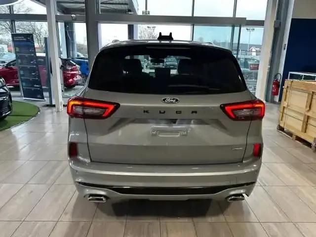 Nouvelle Ford Kuga ST-Line X 154 ch (113 kW) 2025 Gris SUV