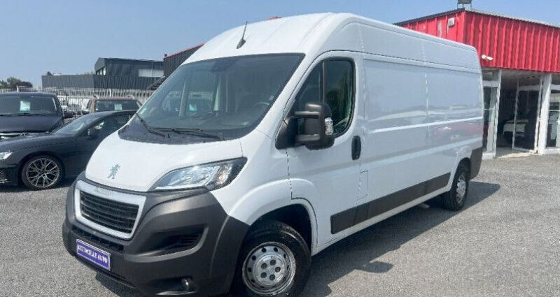 Utilisé 2021 Peugeot Boxer Van | 16 990 € (Prix cher) - Image 1/4