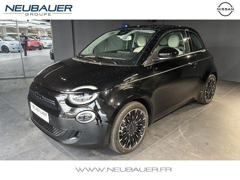 Onyx black pastel Utilisé 2023 Fiat 500e La Prima Berline | 25 970 € - Image 1/4