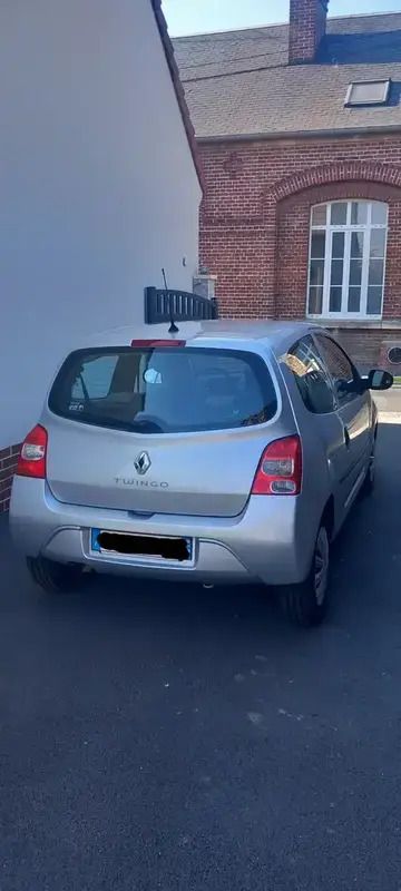 Image 2/4