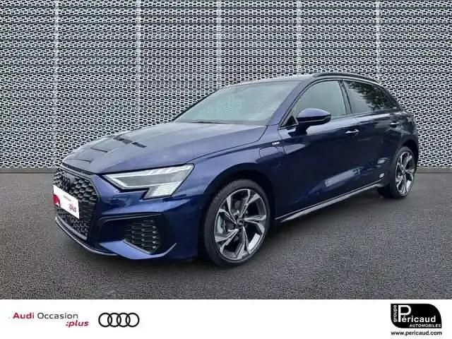 Bleu Utilisé 2023 Audi A3 S-Line Berline | 37 990 € - Image 1/4