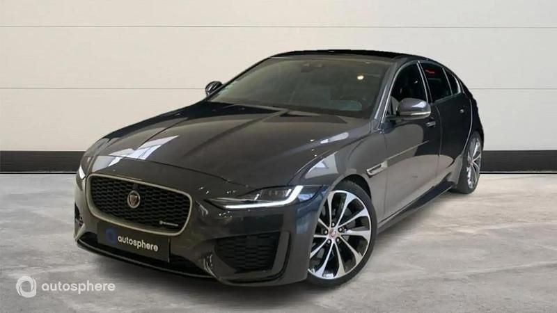 Gris Occasion 2019 Jaguar XE R-Dynamic Berline | 22 990 € (Prix juste) - Image 1/4