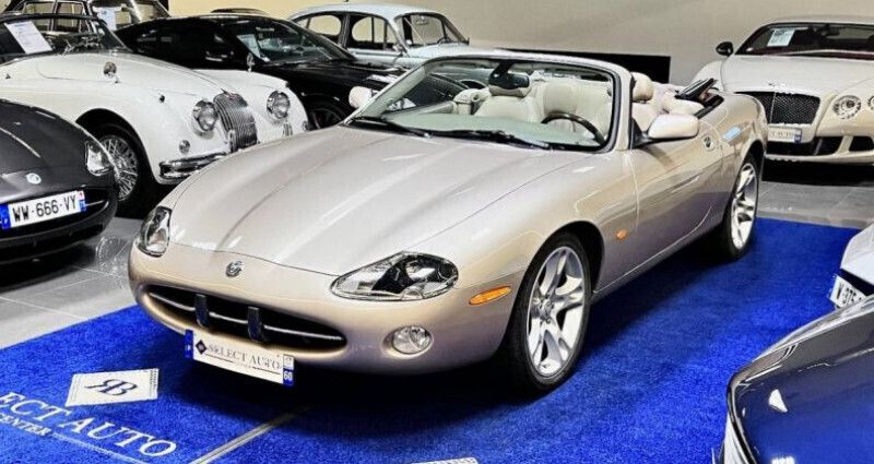 Utilisé 2004 Jaguar XK8 Coupé | 30 000 € - Image 1/4