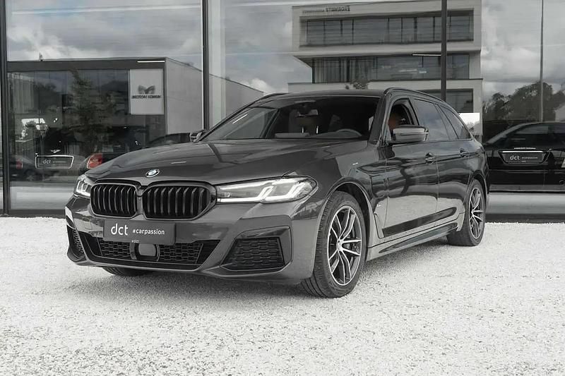 Gris Utilisé 2021 BMW 530 M Sport Break | 35 900 € (Super prix) - Image 1/4