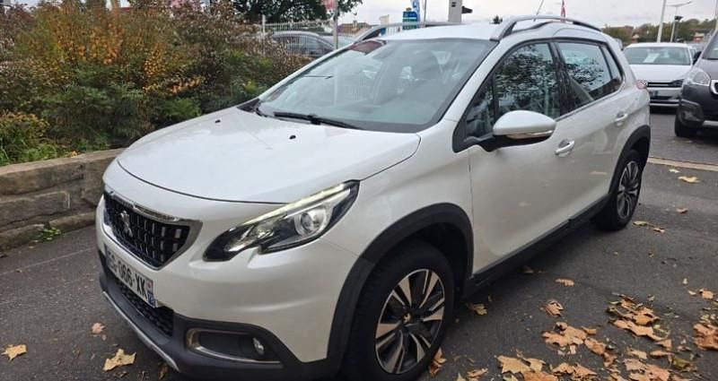 Blanc Utilisé 2016 Peugeot 2008 Allure SUV | 7 990 € (Prix juste) - Image 1/4