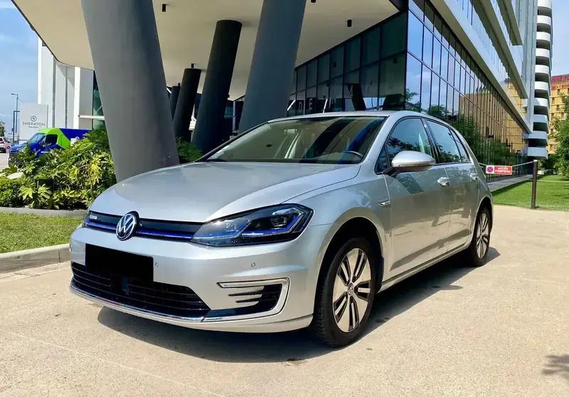 Argent Utilisé 2019 VW e-Golf Citadine | 16 900 € (Prix assez cher) - Image 1/4