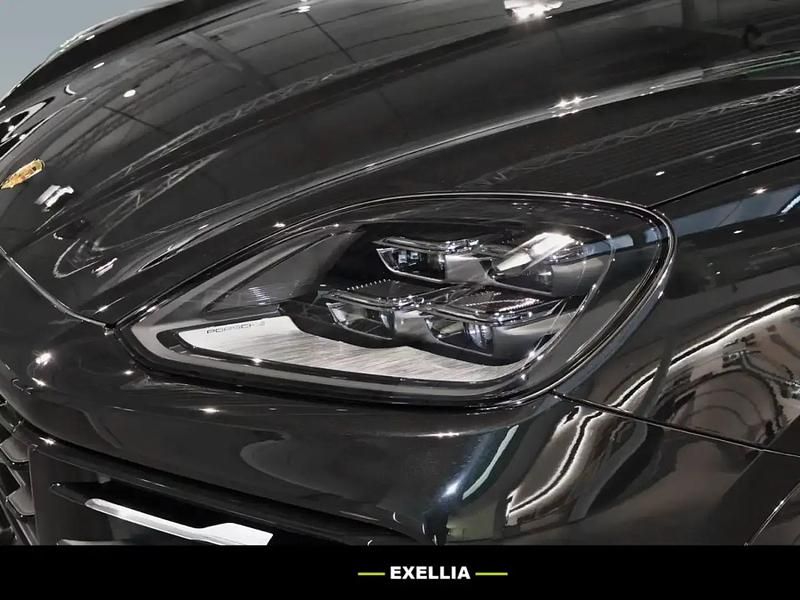 Noir Occasion 2025 Porsche Cayenne Edition SUV | 119 990 € - Image 1/4