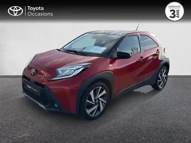 Noir Utilisé 2022 Toyota Aygo X SUV | 15 980 € - Image 1/4