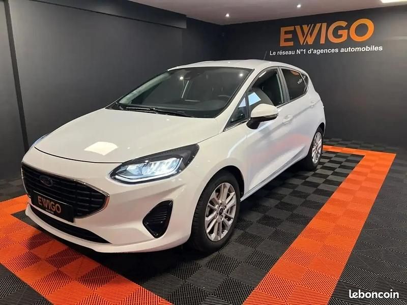 Blanc Utilisé 2023 Ford Fiesta Business Edition Citadine | 16 900 € (Prix juste) - Image 1/4