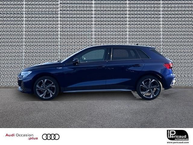 Occasion Audi A3 S-Line 116 ch (85 kW) 2025 Bleu navarre métallisé