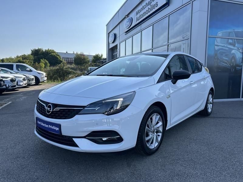 Blanc banquise mã©tallisã© Utilisé 2022 Opel Astra Edition Berline | 11 999 € (Bon prix) - Image 1/4