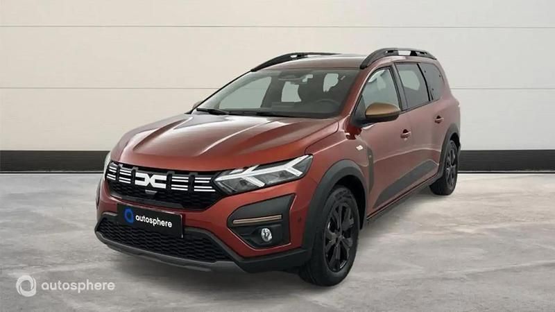 Brun Utilisé 2024 Dacia Jogger Extreme Monospace | 24 999 € (Prix juste) - Image 1/4