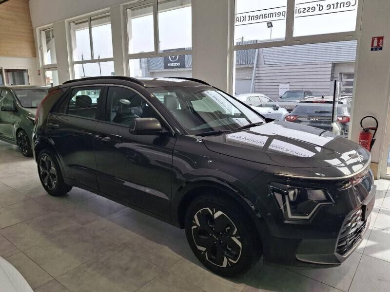 Gris Nouvelle 2025 Kia e-Niro 2 SUV | 36 350 € (Prix assez cher) - Image 1/4
