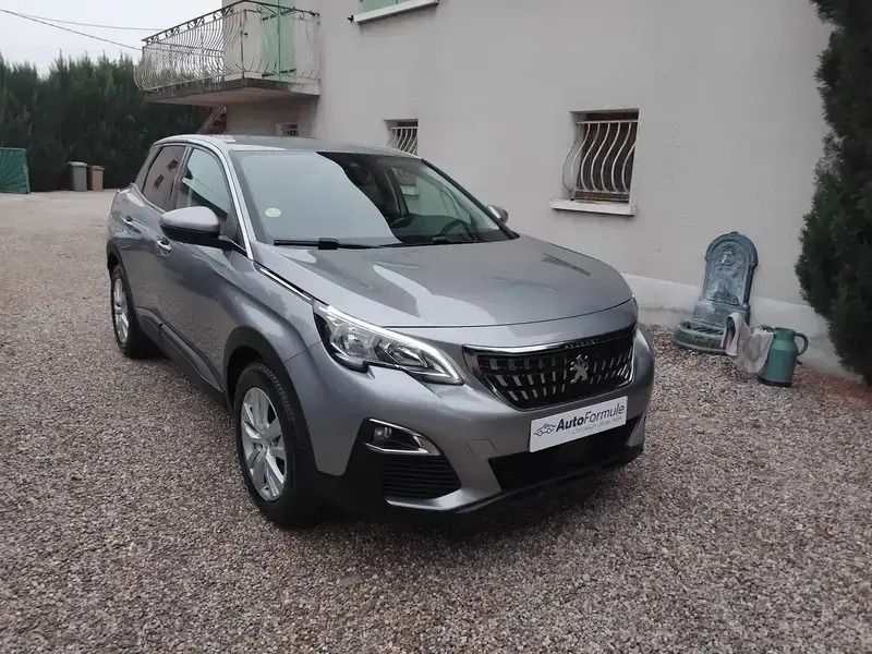 Gris Utilisé 2020 Peugeot 3008 Business-Line SUV | 15 190 € (Bon prix) - Image 1/4