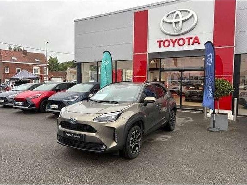 Utilisé 2022 Toyota Yaris Hybrid Design | 23 990 € (Prix assez cher) - Image 1/1