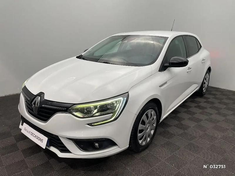 Blanc Utilisé 2018 Renault Mégane IV LIMITED Berline | 10 990 € (Bon prix) - Image 1/4