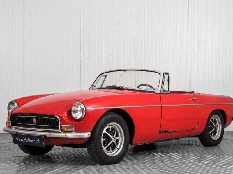 Rouge Utilisé 1971 MG B Cabriolet | 3 900 € - Image 1/4
