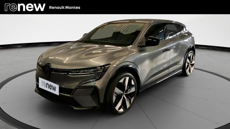 Gris Utilisé 2023 Renault Mégane Techno Berline | 26 980 € (Bon prix) - Image 1/4