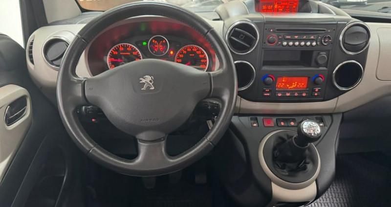 Image 4/4