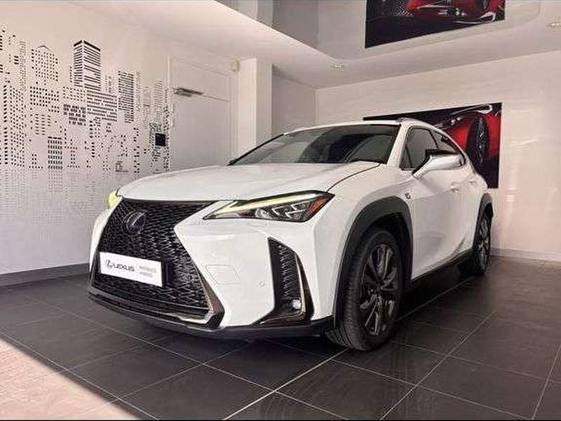 Utilisé 2019 Lexus UX 250h Sport Line SUV | 23 270 € (Bon prix) - Image 1/1