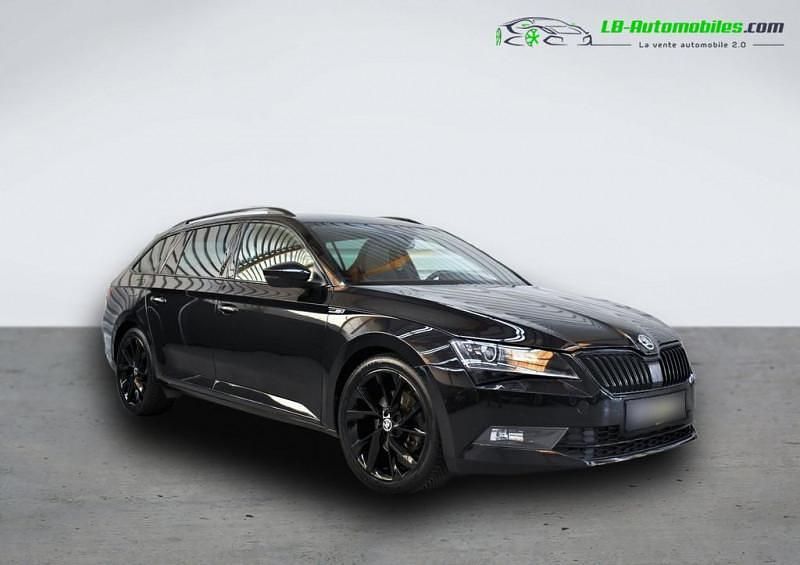 Utilisé 2019 Skoda Superb Break | 29 200 € (Prix juste) - Image 1/4