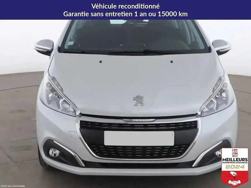 Blanc Utilisé 2017 Peugeot 208 Allure Citadine | 8 500 € (Prix juste) - Image 1/4