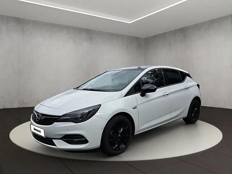 Blanc Utilisé 2021 Opel Astra GS Line Berline | 13 950 € (Prix juste) - Image 1/4