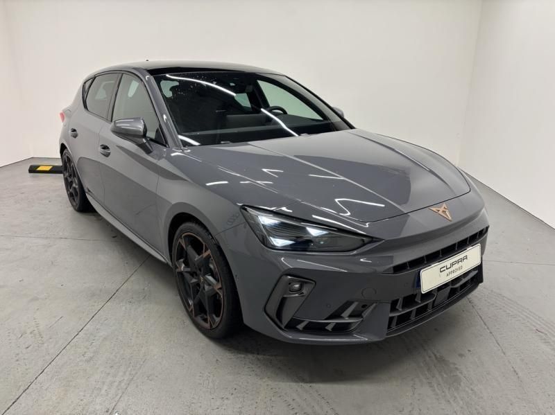Gris Utilisé 2024 Cupra Leon Berline | 39 990 € - Image 1/3