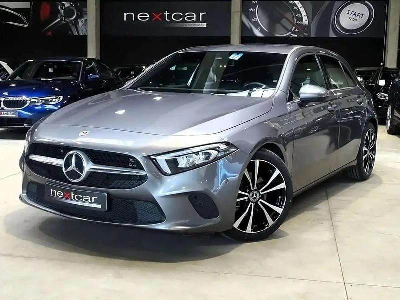 Gris Occasion 2021 Mercedes A180 Berline | 22 490 € (Super prix) - Image 1/4