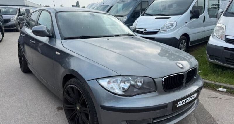 Gris Utilisé 2010 BMW 116 Citadine | 6 990 € - Image 1/4